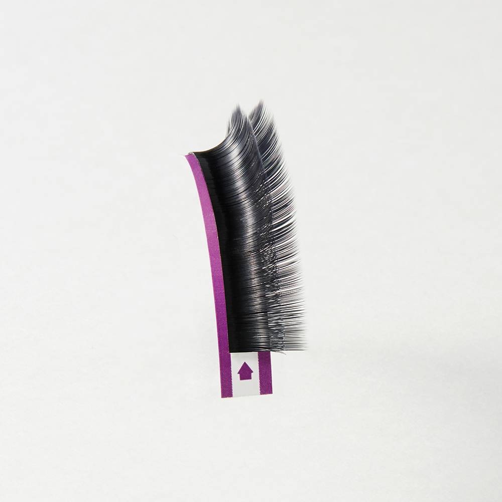 Layered lash